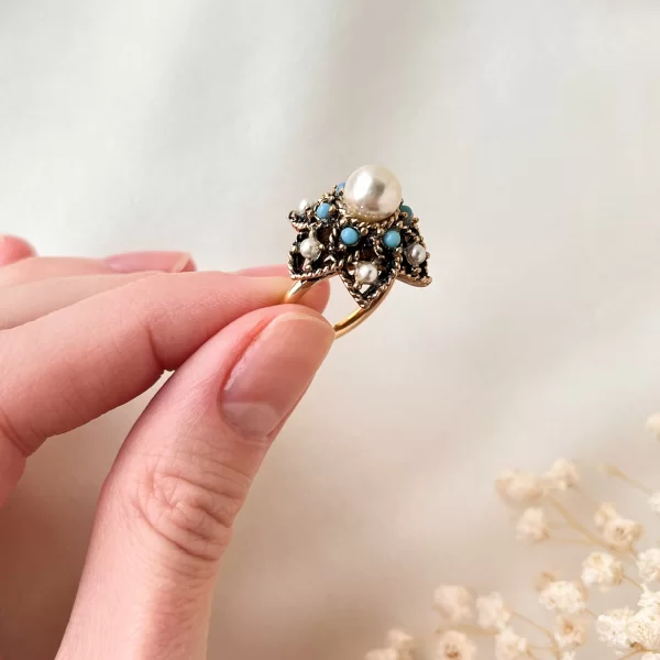 Винтажное кольцо «Бирюза и жемчуг» от Sarah Coventry Старинные украшения