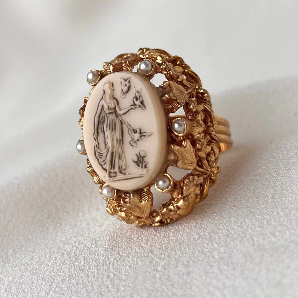 Коктейльное кольцо «Афродита»