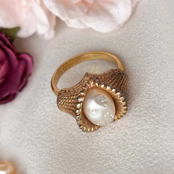 Винтажное кольцо «Жемчужинка» от Sarah Coventry Купить